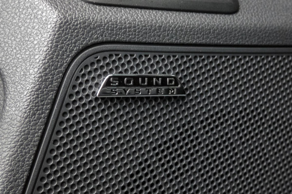 Škoda Kamiq 1.0 TSI Sport Business Edition| TREKHAAK | APPLE CARPLAY / ANDROID AUTO | ELEKTRISCHE STOELVERSTELLING