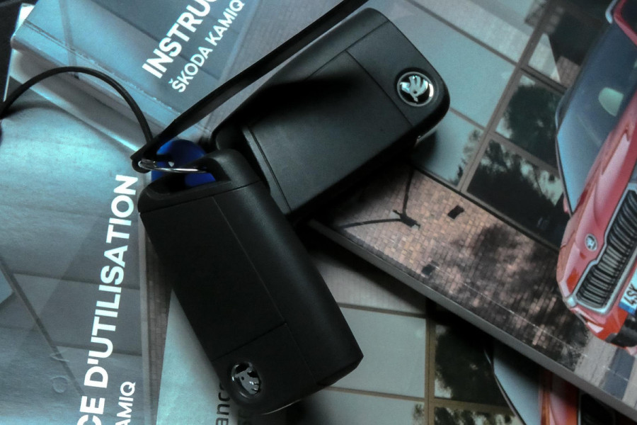 Škoda Kamiq 1.0 TSI Sport Business Edition| TREKHAAK | APPLE CARPLAY / ANDROID AUTO | ELEKTRISCHE STOELVERSTELLING