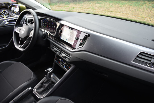 Volkswagen Taigo TSI 110PK DSG STYLE CAMERA/NAVI/LEDER