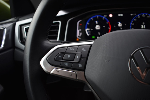 Volkswagen Taigo TSI 110PK DSG STYLE CAMERA/NAVI/LEDER