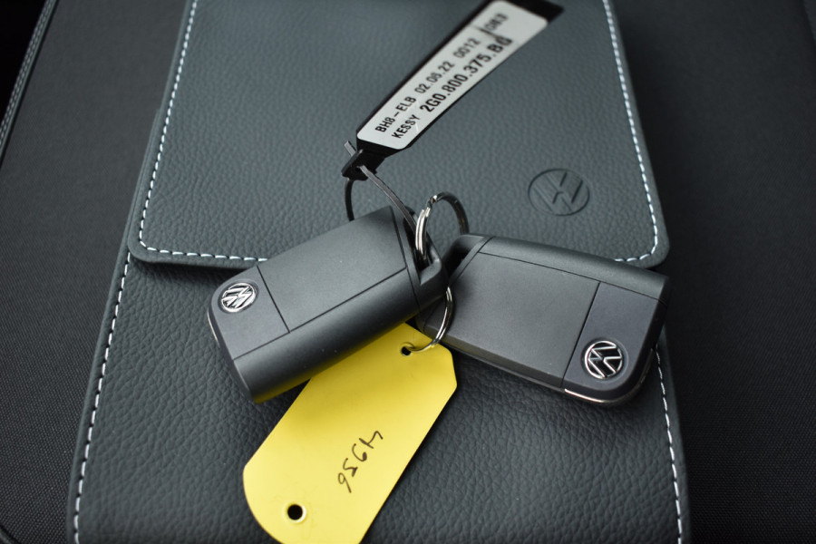 Volkswagen Taigo TSI 110PK DSG STYLE CAMERA/NAVI/LEDER