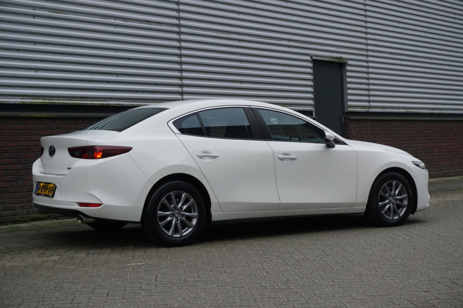 Mazda 3 2.0 e-SkyActiv-X M Hybrid 186PK/Head-Up/LED/ Dealeronderhouden.