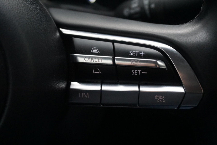 Mazda 3 2.0 e-SkyActiv-X M Hybrid 186PK/Head-Up/LED/ Dealeronderhouden.