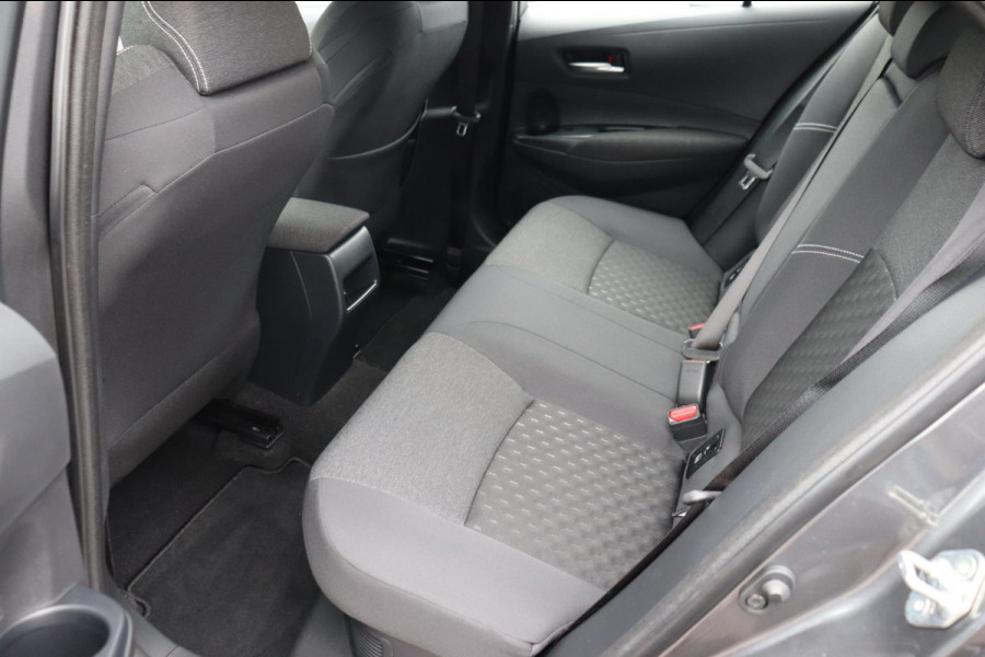 Toyota Corolla Hybrid 140 Active org.NL a.camera adaptive.cruise carplay