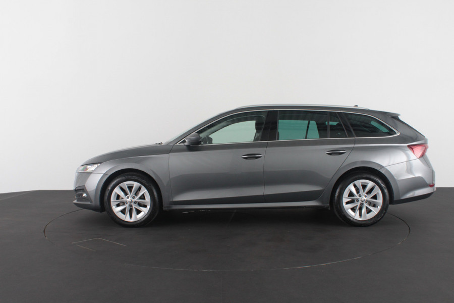 Škoda Octavia Combi Škoda 1.0 e-TSI Ambition > Trekhaak/Camera/Stoelverwarming/Sfeerverlichting.... | 4353|