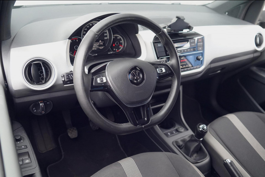 Volkswagen up! 1.0 TSI BMT high up! / NL-Auto / 90 PK / Camera / Beats Audio / Cruise / Airco / 15" LMV