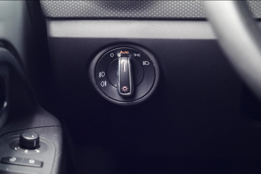 Volkswagen up! 1.0 TSI BMT high up! / NL-Auto / 90 PK / Camera / Beats Audio / Cruise / Airco / 15" LMV