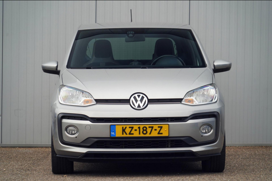 Volkswagen up! 1.0 TSI BMT high up! / NL-Auto / 90 PK / Camera / Beats Audio / Cruise / Airco / 15" LMV