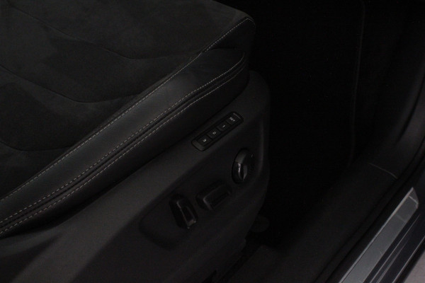 Škoda Kodiaq Škoda 1.4 TSI 4x4 Style Business > Trekhaak 2.000kg/Memory/360° Camera/ACC...