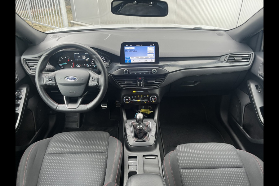 Ford Focus 1.0 EcoB. ST L. Bns