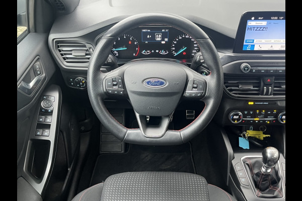 Ford Focus 1.0 EcoB. ST L. Bns