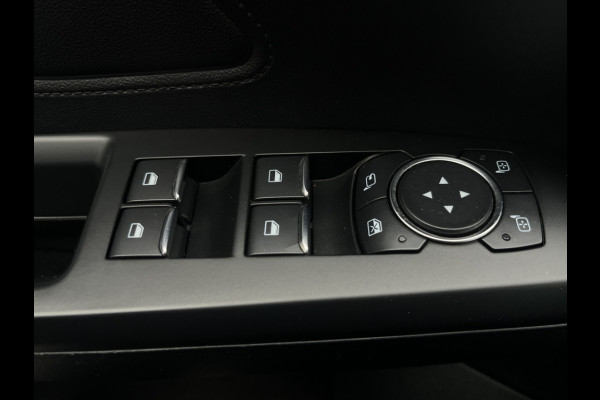 Ford Focus 1.0 EcoB. ST L. Bns