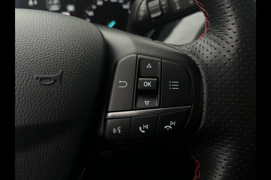 Ford Focus 1.0 EcoB. ST L. Bns