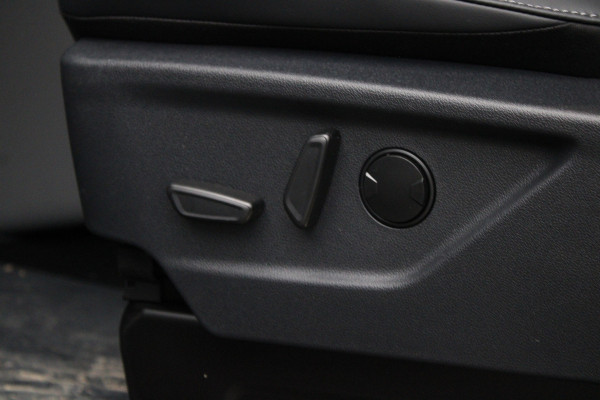 Ford Tourneo Custom 340 2.5 PHEV L2H1 Titanium X 232pk - 2x Schuif - ACC - 360 camera - Leder - Excl BTW - Rijklaar