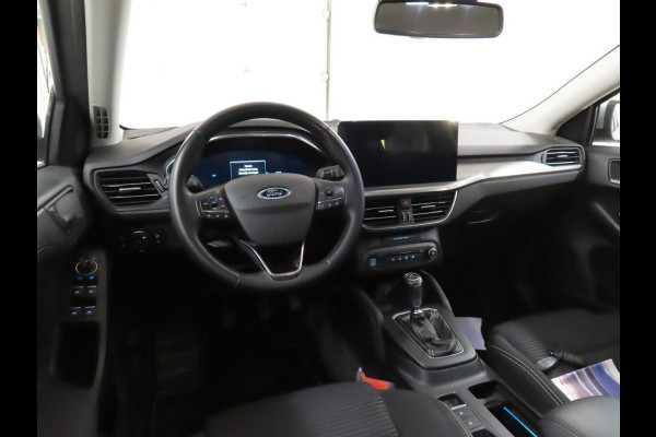 Ford FOCUS Wagon 1.0 EcoBoost Hybrid Titanium Rijklaar incl 12 mnd BOVAG garantie! Airco ECC Navi Carplay PDC VA+ Camera Full LED DAB+ Lichtmetalen velgen