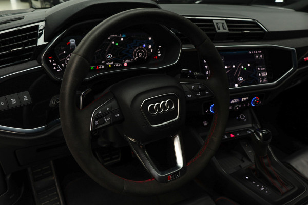Audi RSQ3 Sportback TFSI RS 360° Panorama ACC Sonos Memory Leer Navi Sonos Climate voor en achter PDC 21" LM velgen Fabrieksgarantie t/m 2029!