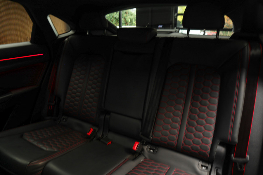 Audi RSQ3 Sportback TFSI RS 360° Panorama ACC Sonos Memory Leer Navi Sonos Climate voor en achter PDC 21" LM velgen Fabrieksgarantie t/m 2029!