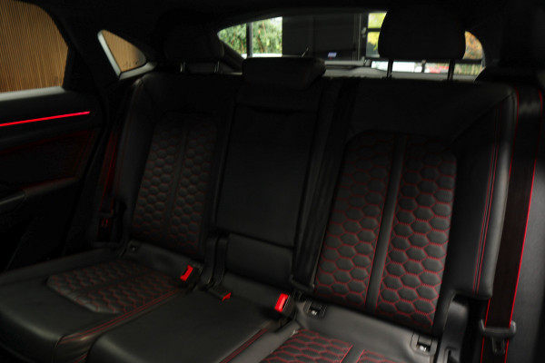 Audi RSQ3 Sportback TFSI RS 360° Panorama ACC Sonos Memory Leer Navi Sonos Climate voor en achter PDC 21" LM velgen Fabrieksgarantie t/m 2029!