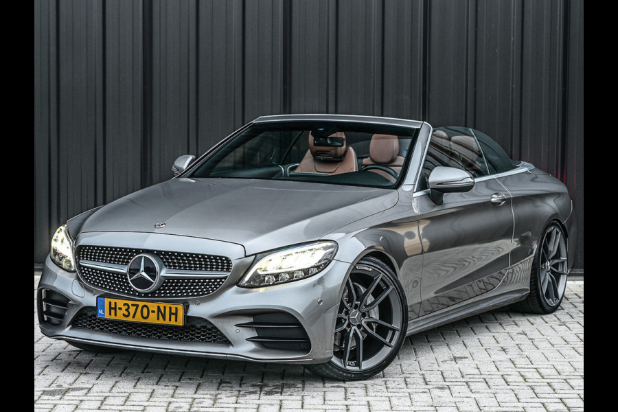 Mercedes-Benz C-Klasse Cabrio 200 Advantage Pack · AMG Line · Sportstoelen · Stoelverwarming · Nekverwarming · Camera · Trekhaak
