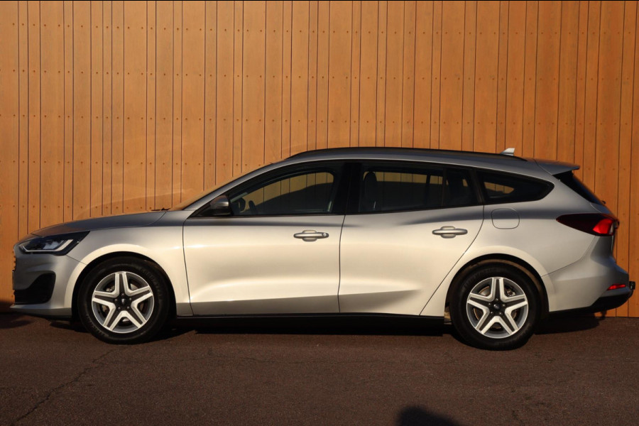 Ford FOCUS Wagon 1.0 EcoBoost Hybrid Connected org.NL trekhaak