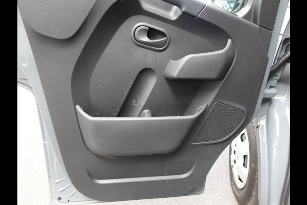 Renault Master T35 150PK L2H2 Energy Work Edition Automaat Airco Cruise Camera Navi Parkeersensoren Trekhaak