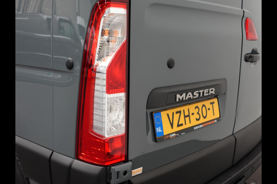 Renault Master T35 150PK L2H2 Energy Work Edition Automaat Airco Cruise Camera Navi Parkeersensoren Trekhaak
