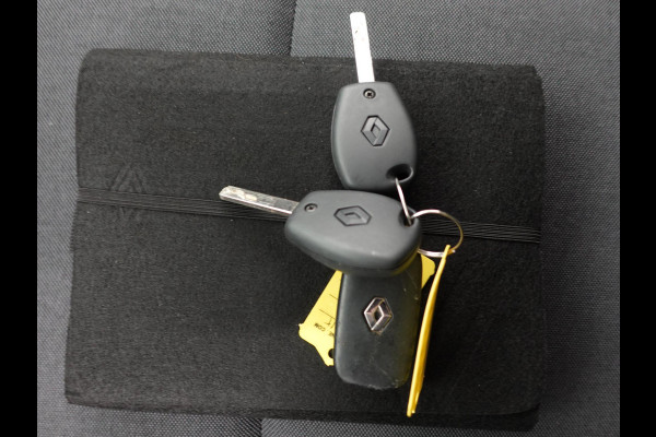 Renault Master T35 150PK L2H2 Energy Work Edition Automaat Airco Cruise Camera Navi Parkeersensoren Trekhaak