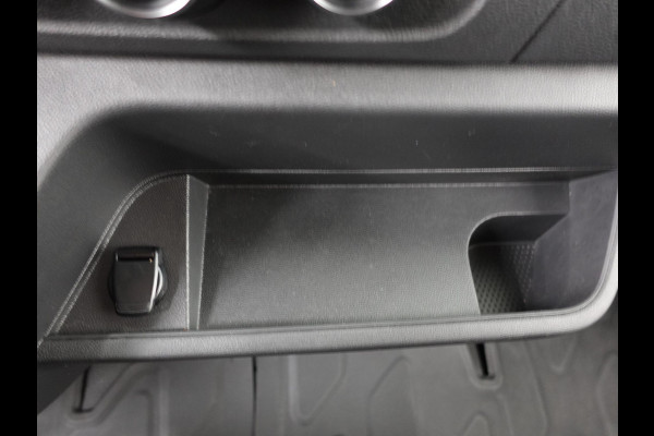 Renault Master T35 150PK L2H2 Energy Work Edition Automaat Airco Cruise Camera Navi Parkeersensoren Trekhaak