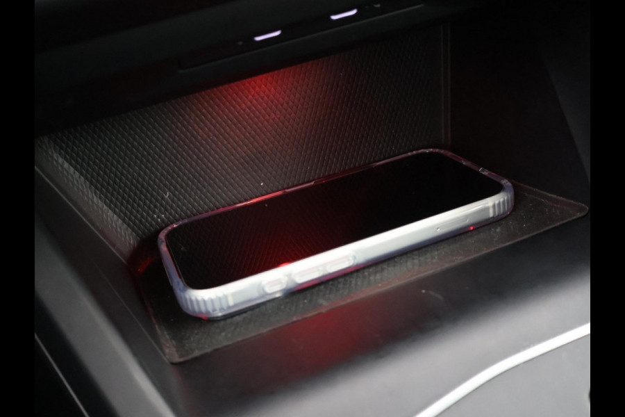 Volkswagen Golf 1.0 eTSI DSG + VIRTUAL COCKPIT | SFEERVERLICHTING | STUURVERW. / STOELVERW. | CAMERA | ADAPTIVE CRUISE CONTROL