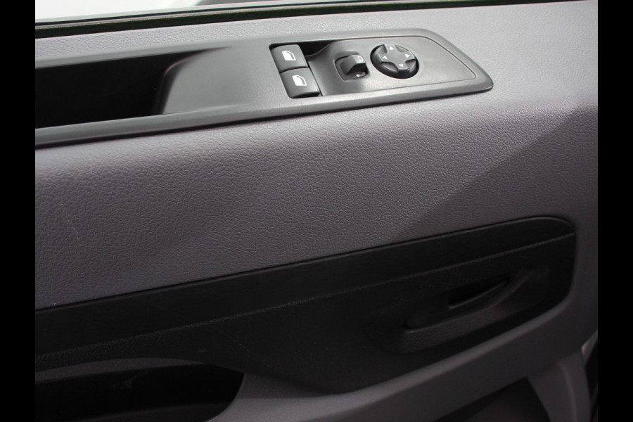 Opel Vivaro 2.0 CDTI L2H1 Edition 3-zits Automaat  Navigatie Airco Bluetooth Trekhaak Parkeer sensoren