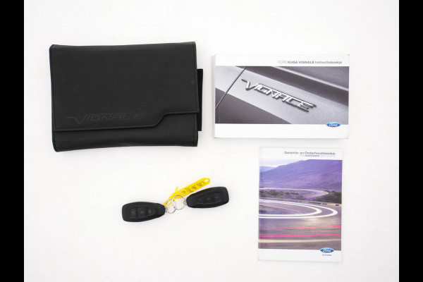 Ford Kuga 2.5 PHEV Vignale (Plug-In) (INCL-BTW) Aut. *PANO | LUXURY-LEATHER | DIGI-COCKPIT | FULL-LED | BANG/OLUFSEN-AUDIO |  HEAD-UP | KEYLESS | DAB | CARPLAY | NAVI-FULLMAP | MEMORY-PACK | HEATED-COMFORTSEATS | LANE-ASSIST | .