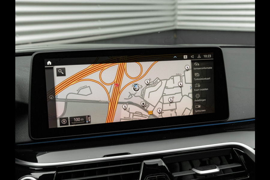 BMW 5 Serie 530e M-Sport - Individual ''Crystal Casserit Black'' - Dak - Head-Up