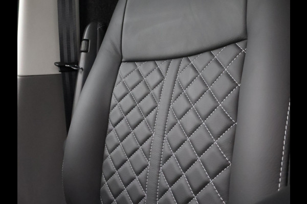 Volkswagen Transporter 2.0 TDI L2H1 + LEDER | TREKHAAK | CAMERA | APPLE CARPLAY | L.M. VELGEN