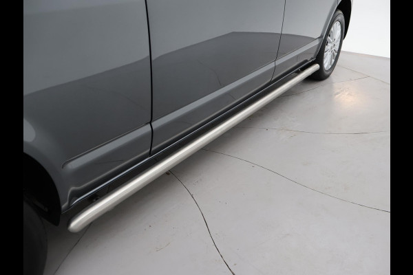 Volkswagen Transporter 2.0 TDI L2H1 + LEDER | TREKHAAK | CAMERA | APPLE CARPLAY | L.M. VELGEN