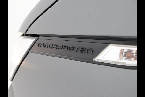 Volkswagen Transporter 2.0 TDI L2H1 + LEDER | TREKHAAK | CAMERA | APPLE CARPLAY | L.M. VELGEN