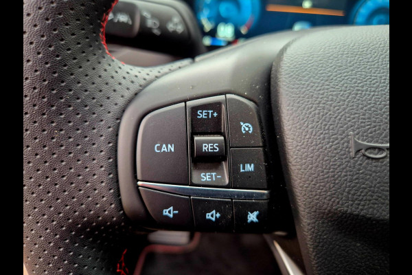 Ford Focus 1.0 EcoBoost Hybrid ST Line . Camera . Navigatie