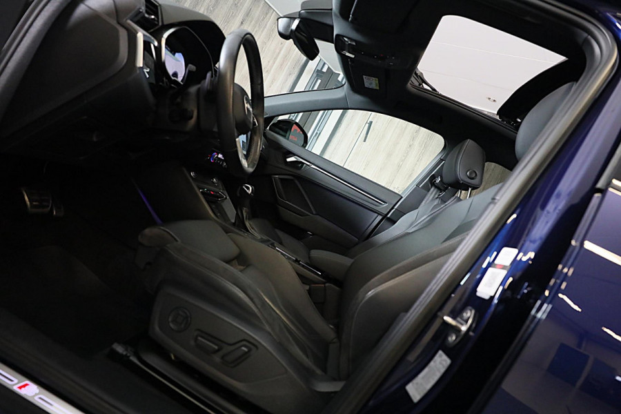 Audi Q3 45 TFSI e S Line / AUT / Memory / 360 Camera / Acc / Lane Assist / Dode Hoek / Ledere Zetels / Pano / Sfeer / Matrix / 21