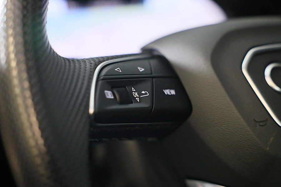 Audi Q3 45 TFSI e S Line / AUT / Memory / 360 Camera / Acc / Lane Assist / Dode Hoek / Ledere Zetels / Pano / Sfeer / Matrix / 21