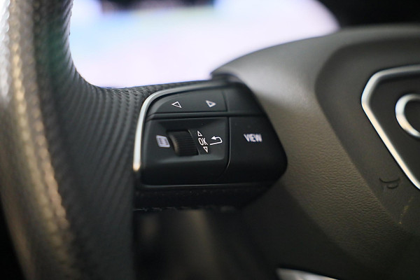 Audi Q3 45 TFSI e S Line / AUT / Memory / 360 Camera / Acc / Lane Assist / Dode Hoek / Ledere Zetels / Pano / Sfeer / Matrix / 21