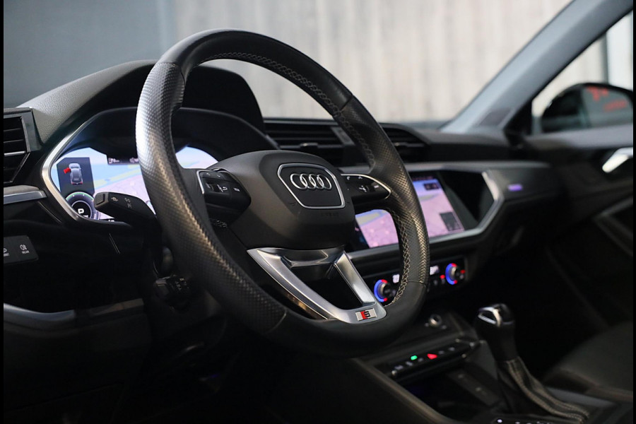 Audi Q3 45 TFSI e S Line / AUT / Memory / 360 Camera / Acc / Lane Assist / Dode Hoek / Ledere Zetels / Pano / Sfeer / Matrix / 21