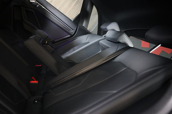 Audi Q3 45 TFSI e S Line / AUT / Memory / 360 Camera / Acc / Lane Assist / Dode Hoek / Ledere Zetels / Pano / Sfeer / Matrix / 21