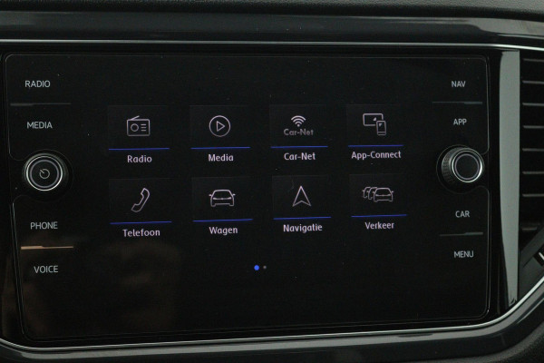 Volkswagen T-Roc 1.5 TSI Sport Automaat (NAVI, TREKHAAK, STOELVERWARMING, CAMERA, LED)