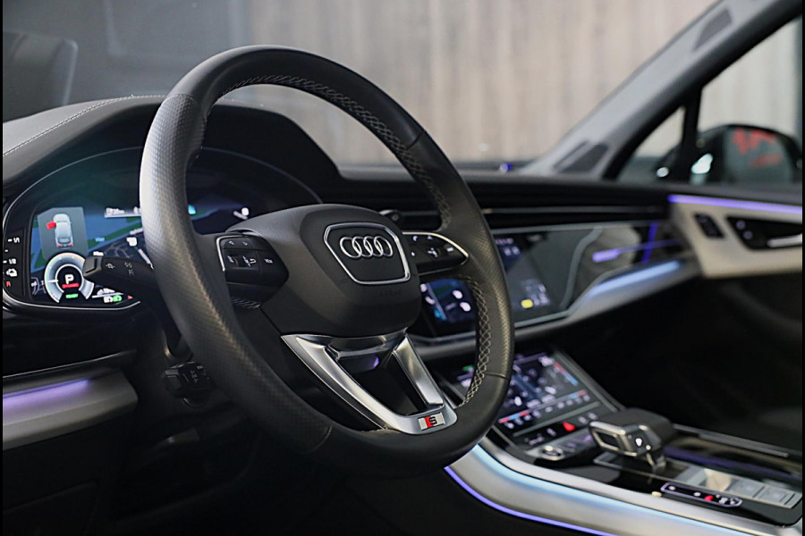 Audi Q7 55 TFSI e Quattro SQ7 Look / Head Up / RS Zetels / Leder / Memory / Acc / F1 / Lane Assist / Massage / Open Pano / 23 Inch