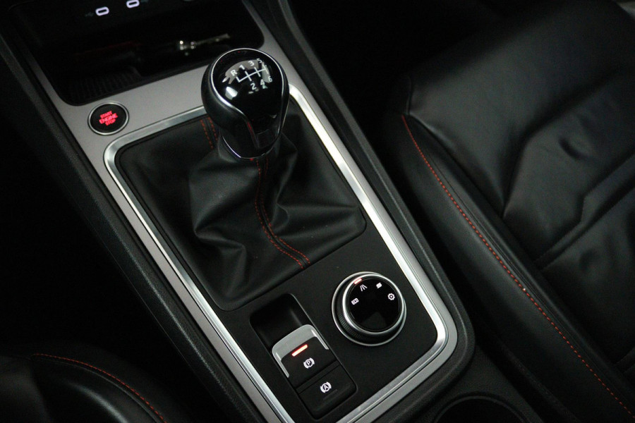 Seat Ateca 1.5 TSI FR Business Intense (PANORAMADAK, STOELVERWARMING, LED, CAMERA, 1e EIGENAAR, GOED ONDERHOUDEN)