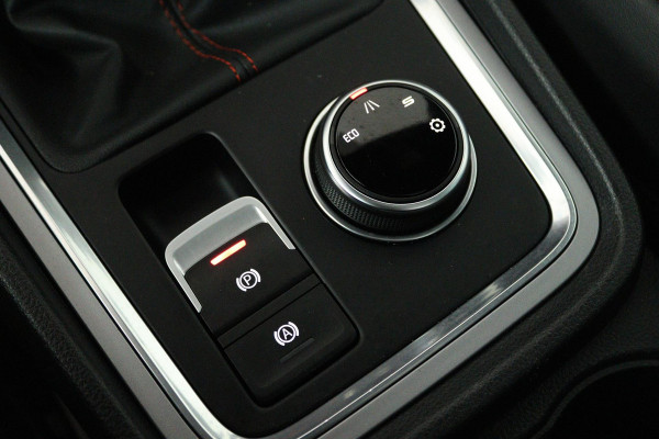 Seat Ateca 1.5 TSI FR Business Intense (PANORAMADAK, STOELVERWARMING, LED, CAMERA, 1e EIGENAAR, GOED ONDERHOUDEN)