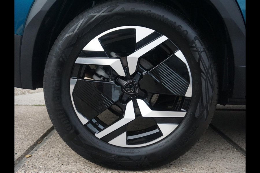 Peugeot 2008 1.2 Hybrid 136 GT Alcantara pakket