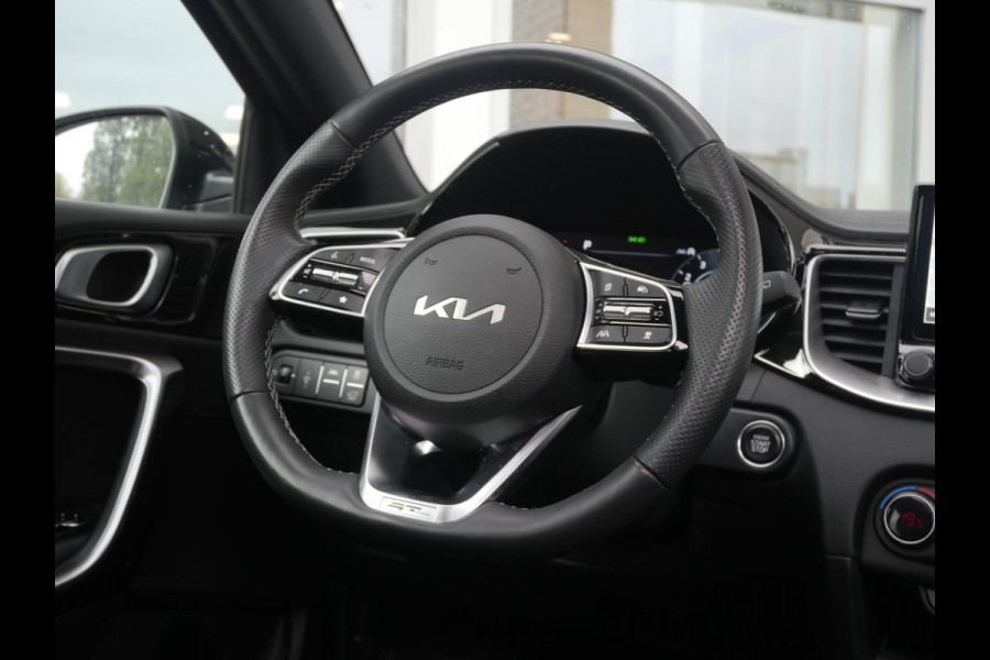 Kia Ceed Sportswagon 1.5 T-GDi GT-Line | Cruise | Clima | Camera | Pano | navi | Stoel-stuurverwarming |