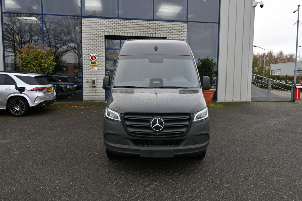 Mercedes-Benz eSprinter 320 L2H2 Select 81kWh Reikwijdte 257km volgens WLTP Snellader, Distronic, Trekhaak, Etc.