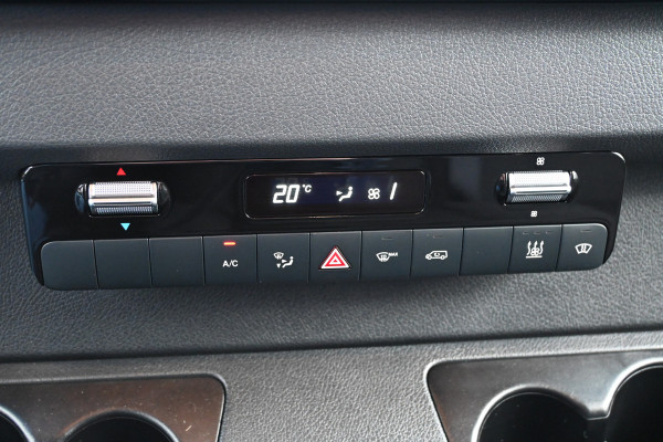 Mercedes-Benz eSprinter 320 L2H2 Select 81kWh Reikwijdte 257km volgens WLTP Snellader, Distronic, Trekhaak, Etc.
