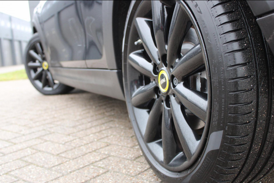 MINI Mini Electric Yours 33 kWh Leder HarmanKardon Panodak !!NIEUWBINNEN!!